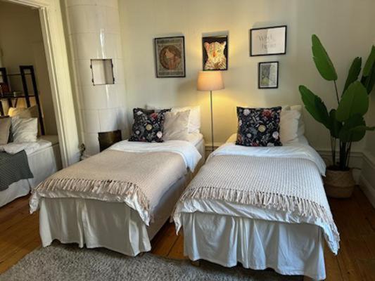 Stockholm Loft Haven 3 Beds In A 1- Bedroom Gem - 917 Bagian luar foto